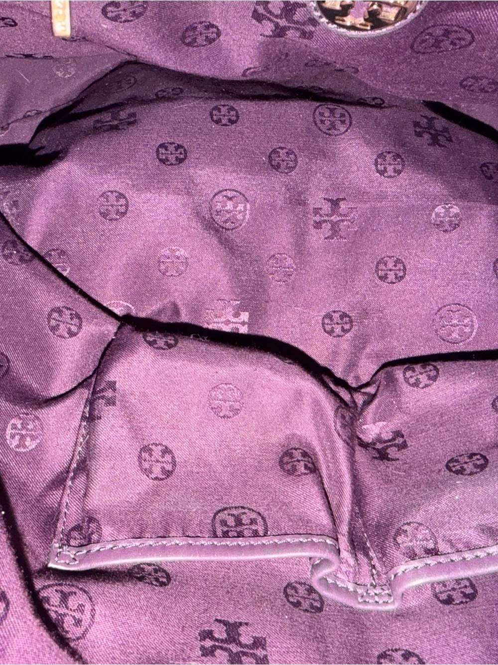 Tory Burch Plum Leather & Suede Tote with Gold Hardware - Picture 8 of 10